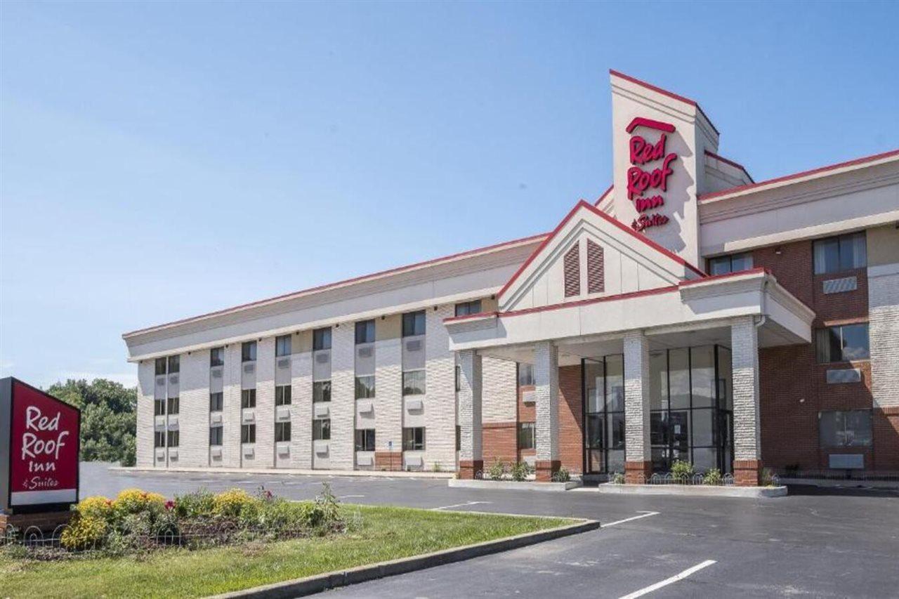 Red Roof Inn & Suites Cleveland - Elyria Eksteriør billede