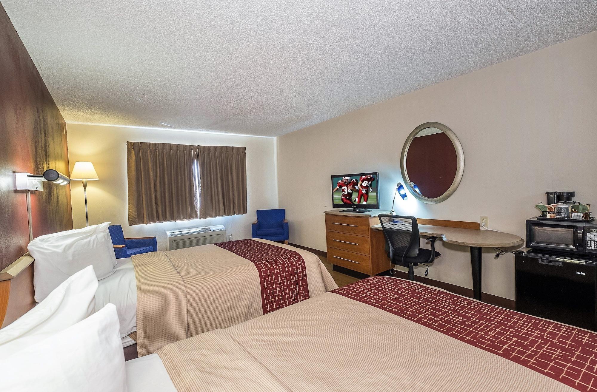 Red Roof Inn & Suites Cleveland - Elyria Eksteriør billede