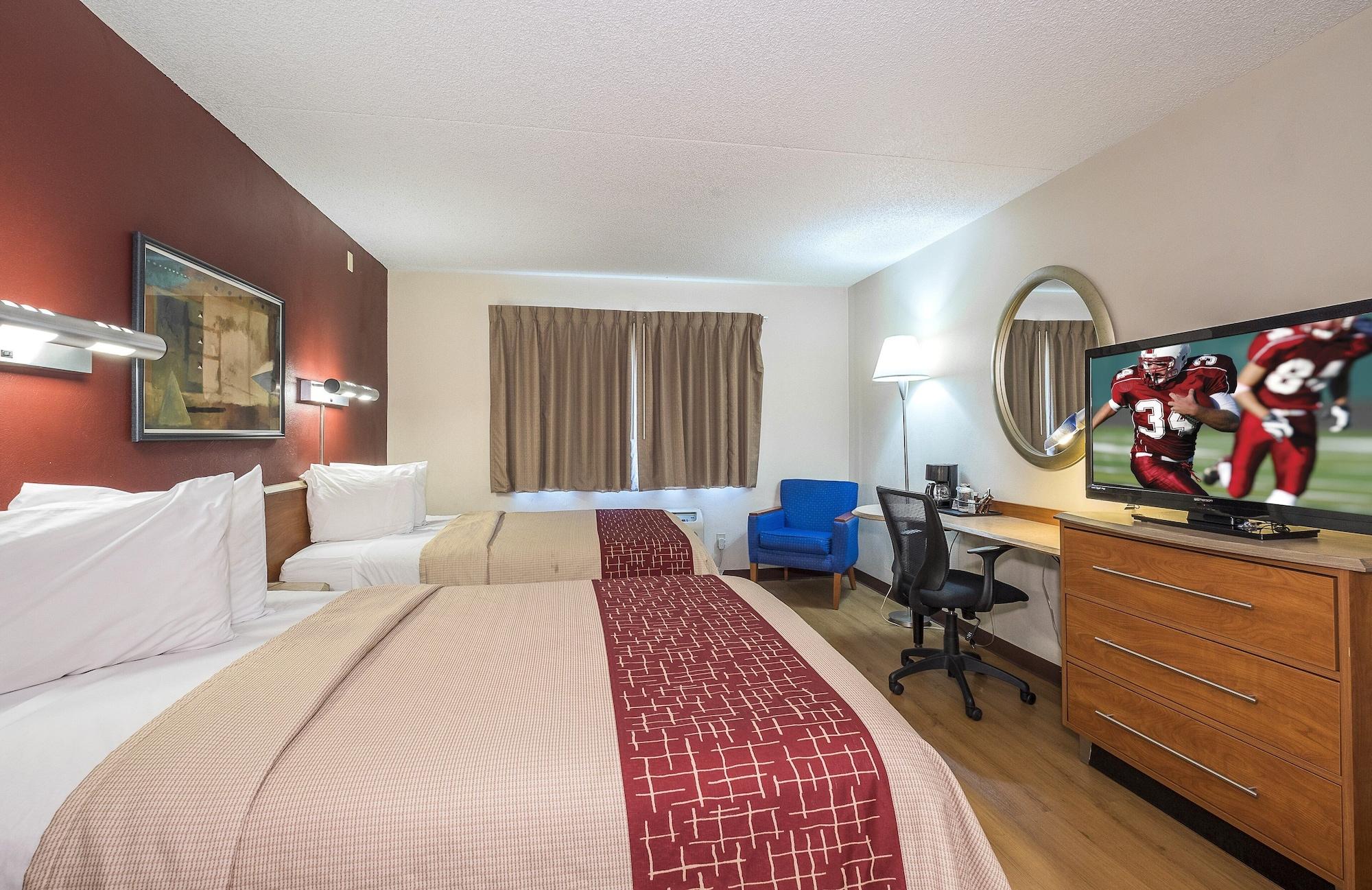 Red Roof Inn & Suites Cleveland - Elyria Eksteriør billede
