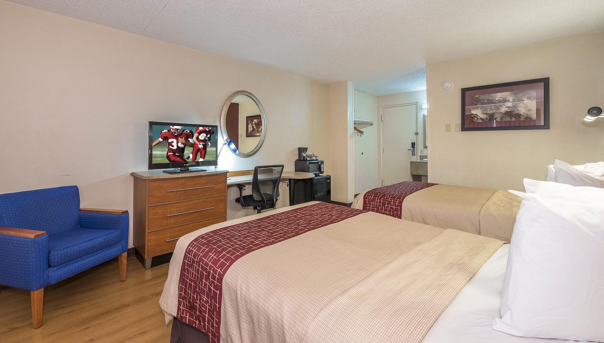 Red Roof Inn & Suites Cleveland - Elyria Eksteriør billede
